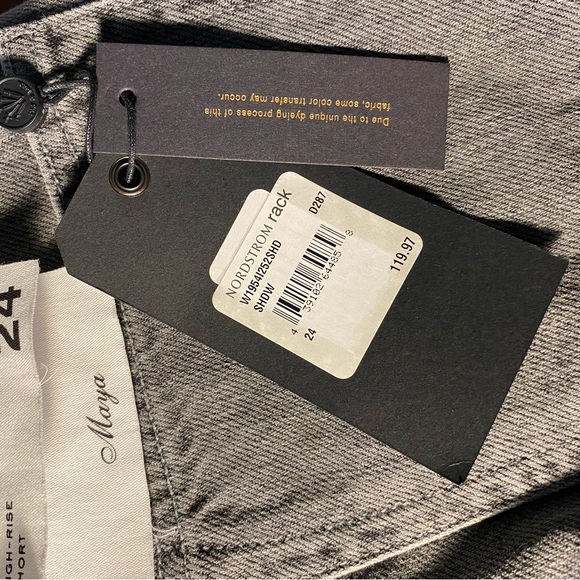 washed out black high rise shorts still have the tag on, size 24. - Picture 4 of 4